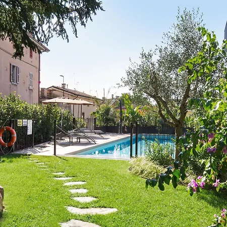 Carlotta 아파트 *