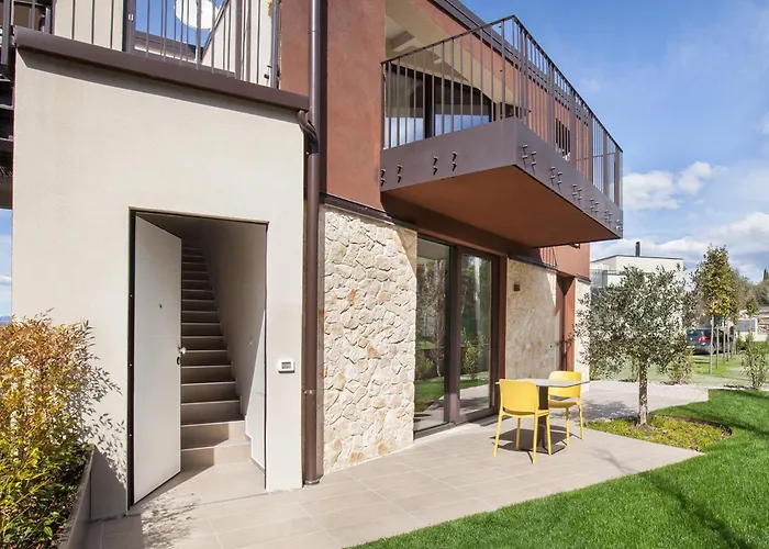 Carlotta * لاتيزي