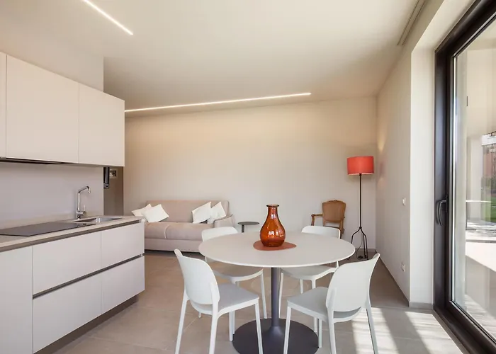 Carlotta Apartament *