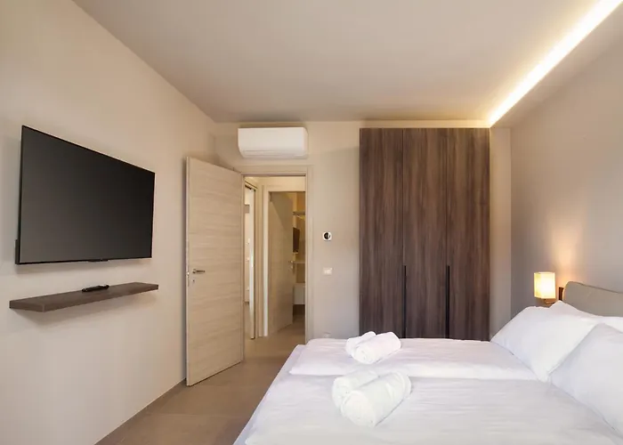 Carlotta Apartament Lazise