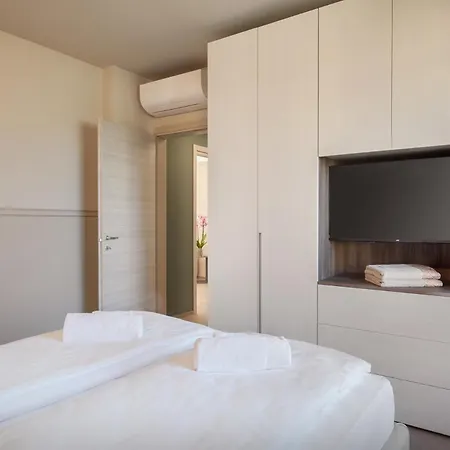 Carlotta * 拉齐塞